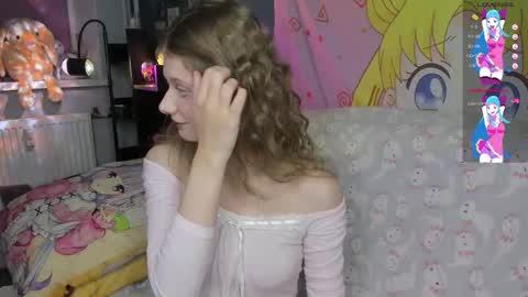 Snapshot of l1ttlekiki chatting on 10-04-25, 02:37 Sara online show from 10-04-25, 02:37