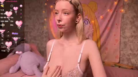 Sara online show from 06-20-26, 05:38
