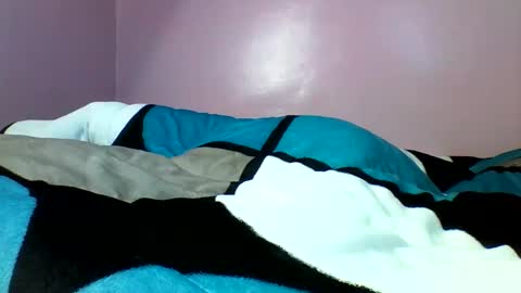 Snapshot of l556778 chatting on 03-10-26, 12:04 crazy creamer online show from 03-10-26, 12:04