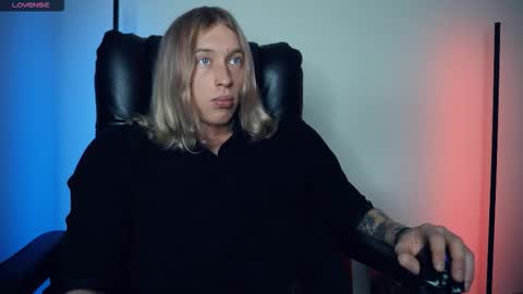 Snapshot of l_adonis_l chatting on 11-29-25, 02:53 Adonis online show from 11-29-25, 02:53