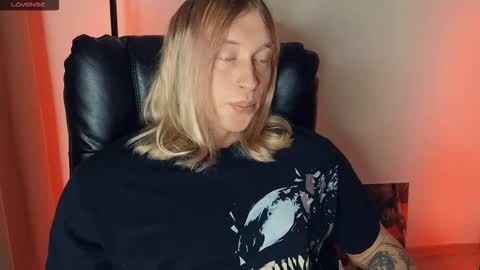 Snapshot of l_adonis_l chatting on 01-07-26, 06:05 Adonis online show from 01-07-26, 06:05