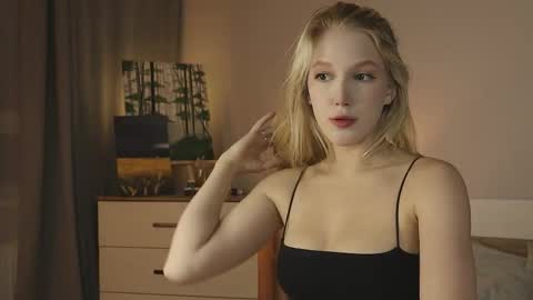 Alice online show from 09-21-25, 03:13