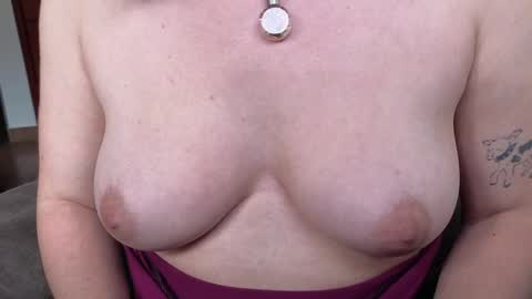 Snapshot of la_femme_fatale_ chatting on 06-05-26, 09:53 Hanna FREE ONLYFANS online show from 06-05-26, 09:53