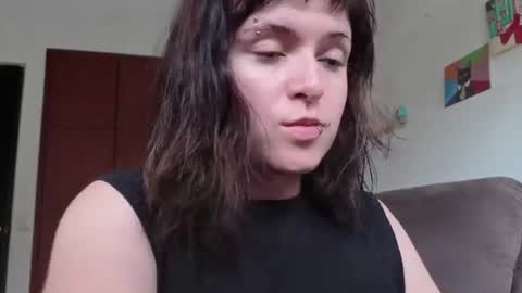 Snapshot of la_femme_fatale_ chatting on 06-19-26, 08:45 Hanna FREE ONLYFANS online show from 06-19-26, 08:45
