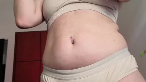 Snapshot of la_femme_fatale_ chatting on 07-14-26, 09:53 Hanna FREE ONLYFANS online show from 07-14-26, 09:53