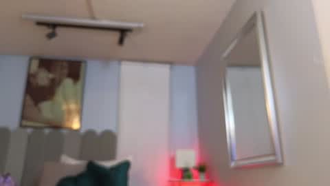 Snapshot of laady_brownn chatting on 01-09-25, 11:36 Cris  online show from 01-09-25, 11:36