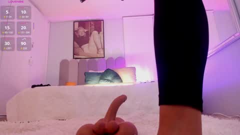Snapshot of laady_brownn chatting on 01-24-25, 02:08 Cris  online show from 01-24-25, 02:08