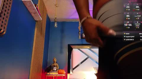 Snapshot of laady_brownn chatting on 10-16-25, 11:11 Cris  online show from 10-16-25, 11:11