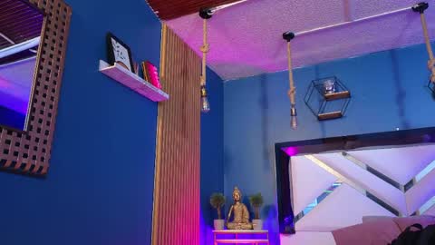 Cris  online show from 04-25-26, 11:57