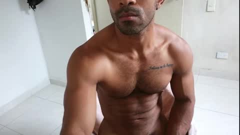 Snapshot of lacasadelosmunecosbq chatting on 06-05-26, 05:18 Bruno Smith online show from 06-05-26, 05:18