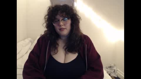 Snapshot of laceyblack42069 chatting on 12-19-24, 07:29 Lacey online show from 12-19-24, 07:29
