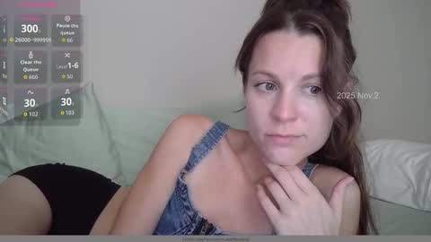 Lacie online show from 11-02-25, 08:00
