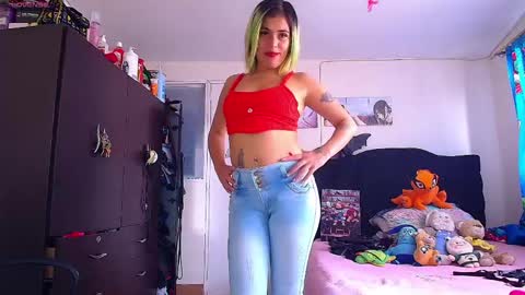 Valentina online show from 05-20-26, 08:15