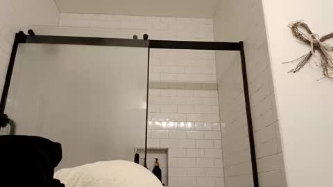 Snapshot of lacybell chatting on 12-26-24, 09:15 lacybell online show from 12-26-24, 09:15