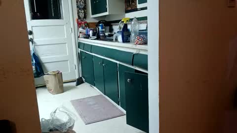 Snapshot of lacybell chatting on 02-14-25, 02:18 lacybell online show from 02-14-25, 02:18