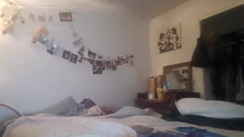 lacybell online show from 01-06-26, 05:33