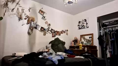 lacybell online show from 04-30-26, 06:42