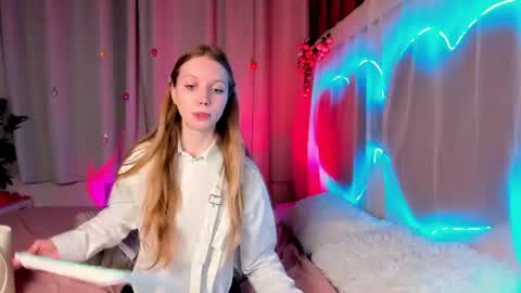 Lada online show from 07-03-26, 05:25