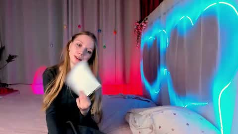Lada online show from 07-06-26, 05:04