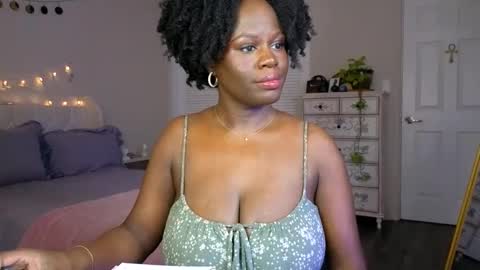 La Diosa Selene online show from 05-22-26, 01:35