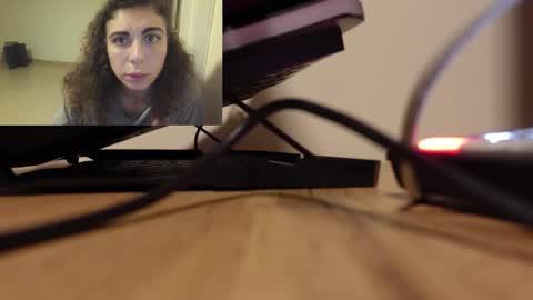 Snapshot of lady_ana_ chatting on 11-11-25, 02:11 lady_ana_ online show from 11-11-25, 02:11