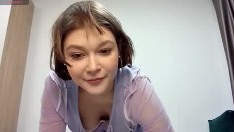 Snapshot of lady_birdd chatting on 01-17-26, 03:28 lady_birdd online show from 01-17-26, 03:28