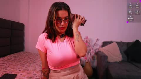 Kathie  Dicky    online show from 10-19-25, 02:18