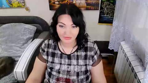 Snapshot of lady_boom_ chatting on 11-21-25, 08:18 lady_boom_ online show from 11-21-25, 08:18