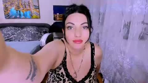 lady_boom_ online show from 07-11-26, 06:54