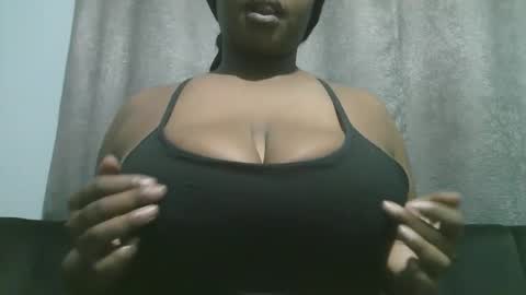 lady_dearra online show from 11-04-25, 04:00