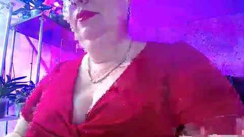 Lady Gloria online show from 11-26-25, 06:58