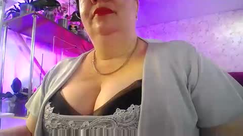 Lady Gloria online show from 05-06-26, 05:03