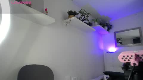    online show from 06-27-26, 07:08
