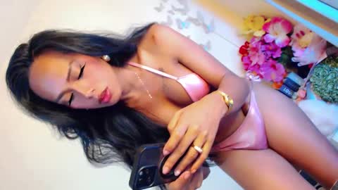 Stella online show from 01-27-25, 01:05