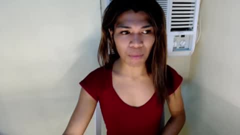 Snapshot of lady_in_town0 chatting on 05-13-26, 06:27 Natasha online show from 05-13-26, 06:27