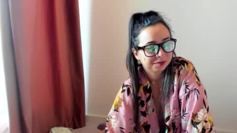 Snapshot of lady_lyanna chatting on 09-16-25, 02:07 Lady Lyanna online show from 09-16-25, 02:07