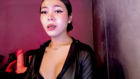 Ella online show from 05-29-26, 03:21