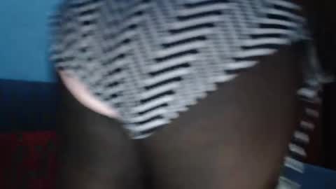 Snapshot of lady_twerky chatting on 12-18-24, 04:17 Maya online show from 12-18-24, 04:17