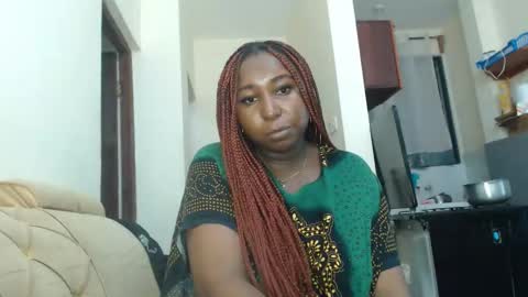 Snapshot of lady_twerky chatting on 11-29-25, 02:14 Maya online show from 11-29-25, 02:14
