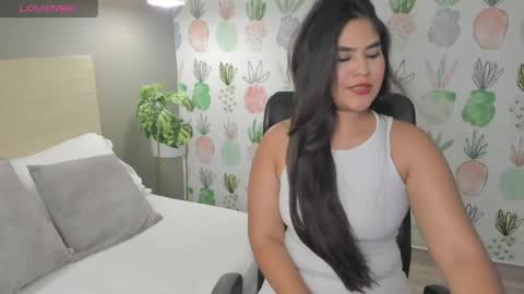 Snapshot of lady_venom_ chatting on 05-31-26, 06:31 L A D Y online show from 05-31-26, 06:31
