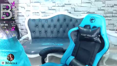 Snapshot of lady_violet_bridgerton_a chatting on 02-18-25, 10:14 Lady Violet Bridgerton online show from 02-18-25, 10:14