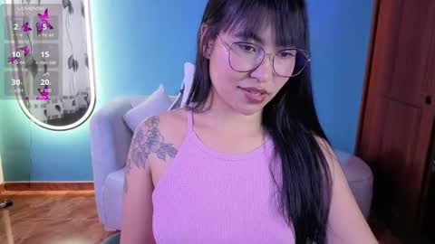 Snapshot of lady_violet_bridgerton_a chatting on 10-13-25, 08:09 Lady Violet Bridgerton online show from 10-13-25, 08:09