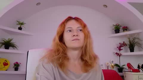 Sima Ladybigsmile online show from 09-16-25, 05:52