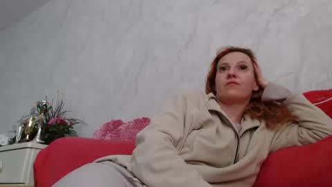 Sima Ladybigsmile online show from 04-12-26, 10:31