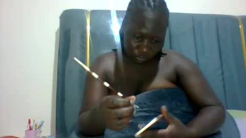 lindah32 online show from 02-16-25, 12:52