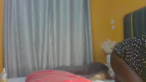 lindah32 online show from 11-24-25, 10:53