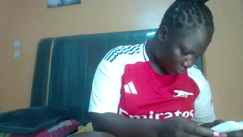 lindah32 online show from 02-22-26, 09:46