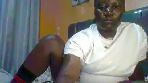 lindah32 online show from 06-17-26, 08:32