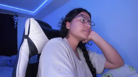  Lady  online show from 12-29-24, 07:06