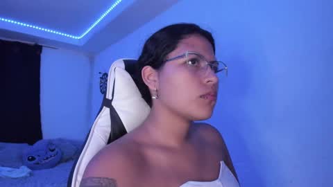  Lady  online show from 01-23-25, 02:55